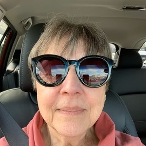 Meet your Posher, Paulette